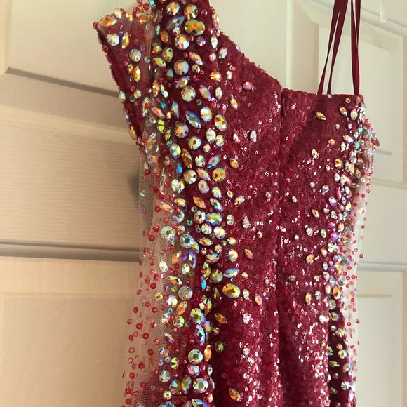 La Femme Red Sequin Floor-length Gown - Picture 2 of 7